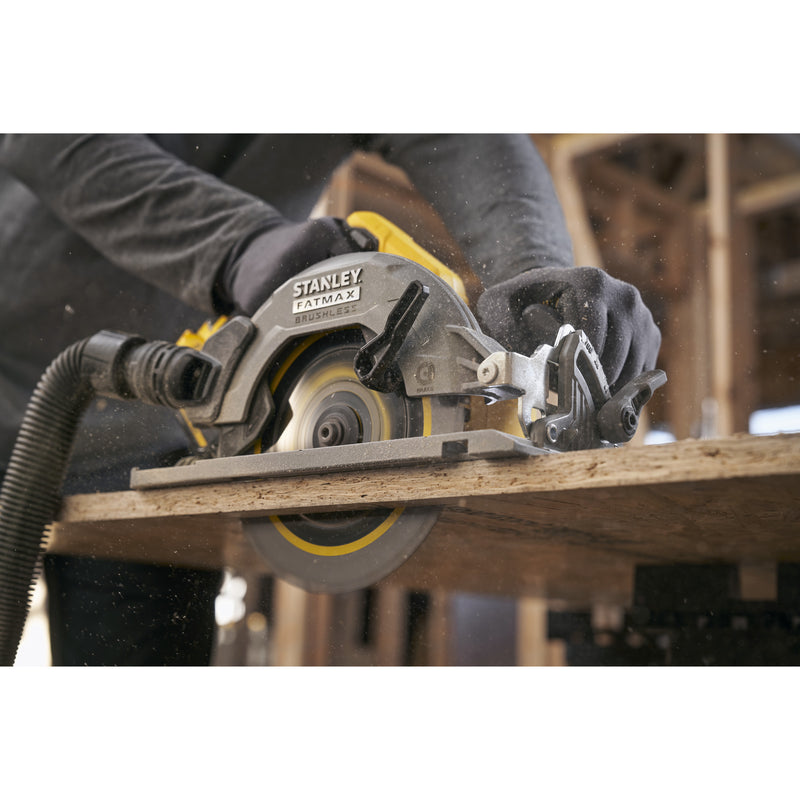 Load image into Gallery viewer, Stanley fatmax v20 18v cirkelzaag 190mm handcirkelzaag (zwart geel, accu en oplader inbegrepen, met koffer)
