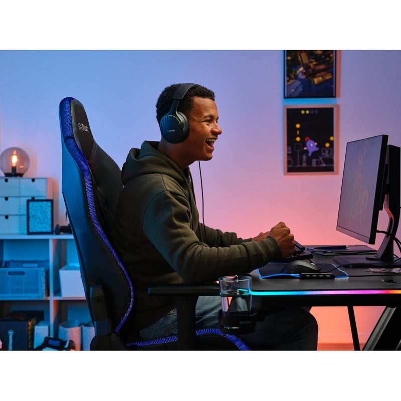 Load image into Gallery viewer, Trust gxt 709 luminus rgb-gamingbureau gaming desk (zwart)
