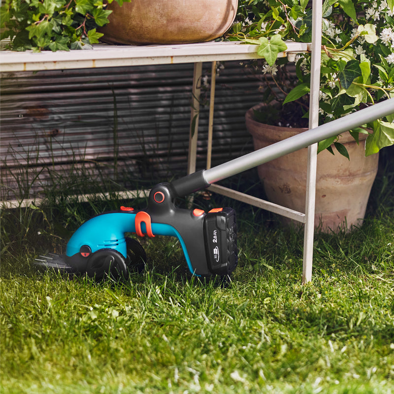 Load image into Gallery viewer, Gardena accugrasschaar set powercut 18v p4a solo (grijs turquoise, 14752-55, accu en oplader niet inbegrepen)
