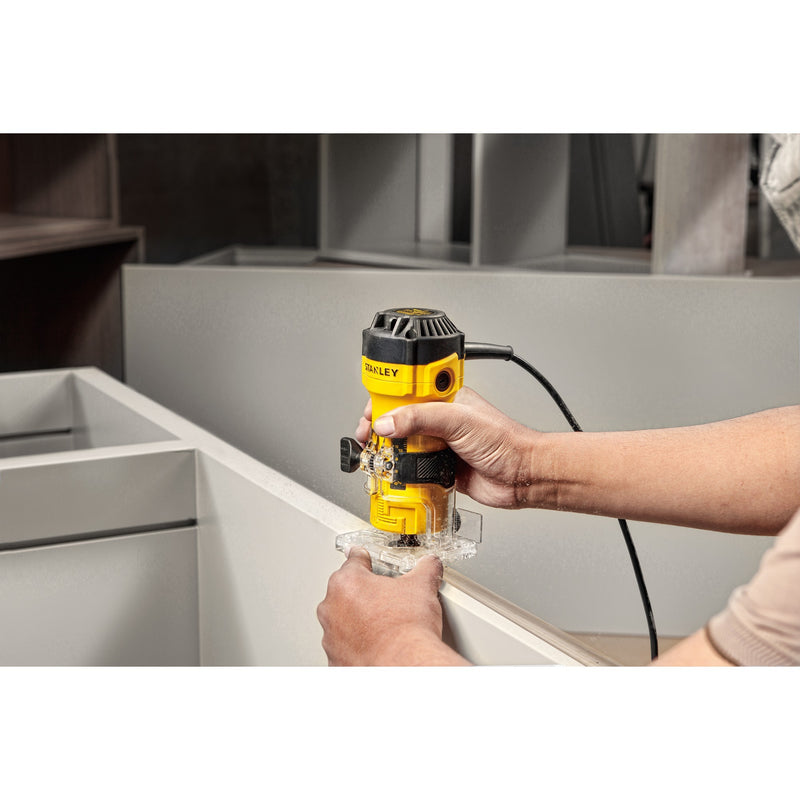 Load image into Gallery viewer, Stanley 550w kantenfrees bovenfrees (geel zwart)
