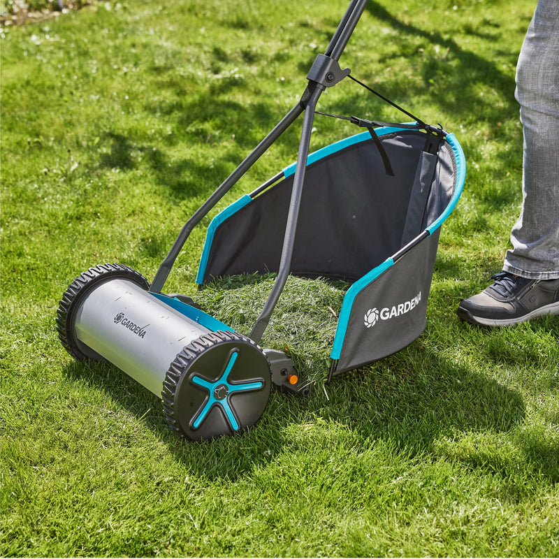 Load image into Gallery viewer, Gardena grasopvangbak 49 liter opvangzak (grijs turquoise, 11770-20)
