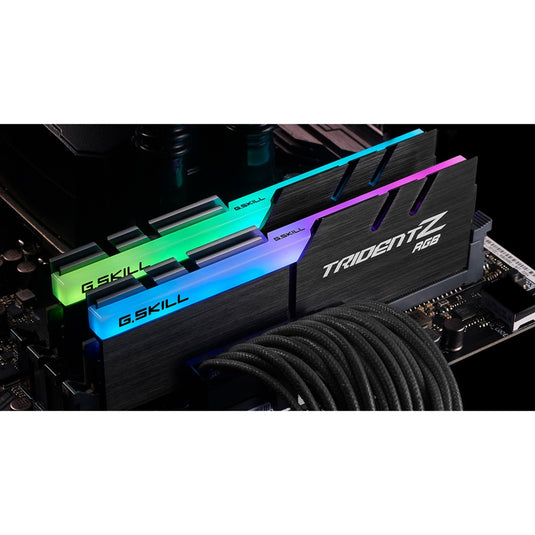 G.skill 32 gb ddr4-3600 kit werkgeheugen (zwart, f4-3600c16d-32gtzrc, trident z rgb, xmp)