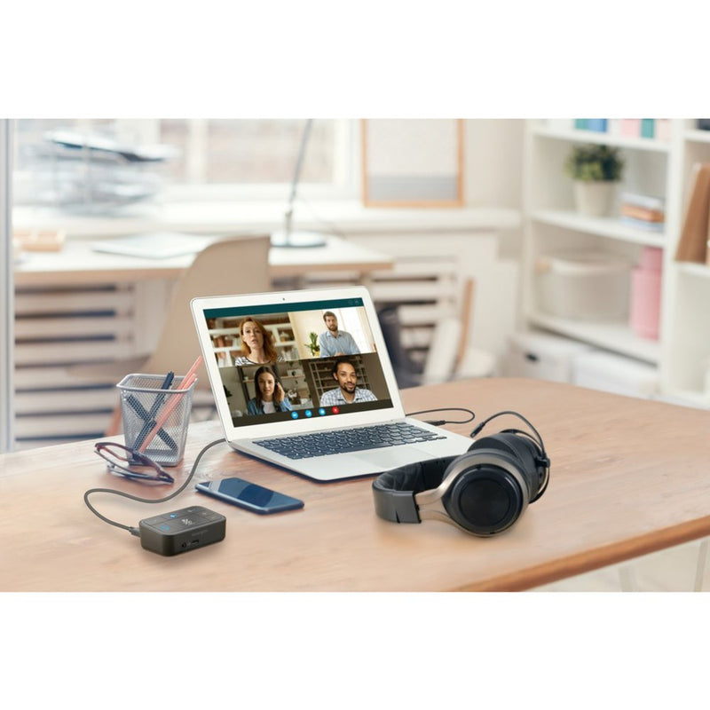 Load image into Gallery viewer, Kensington universal 3-in-1 pro audio headset switch (bluetooth, usb, 3,5mm audio)
