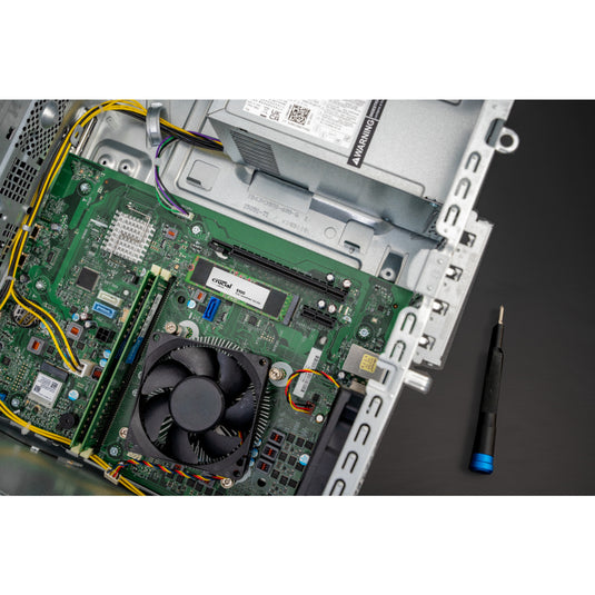 Crucial e100 1 tb ssd (pcie 4.0 x4, nvme, m.2 2280)
