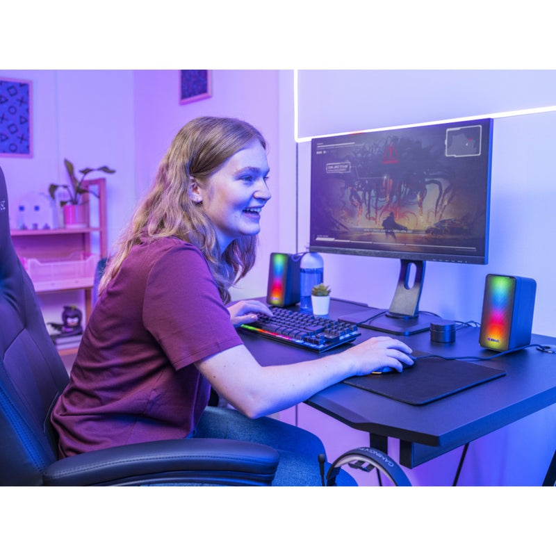 Load image into Gallery viewer, Trust gxt 611 wezz illuminated 2.0 rgb speaker set pc-luidspreker (zwart, rgb leds)
