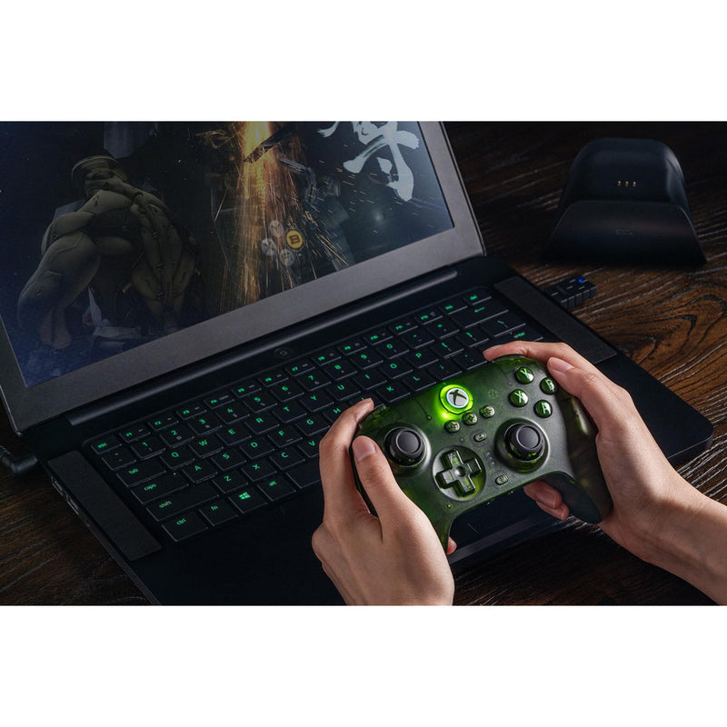 Load image into Gallery viewer, 8bitdo ultimate 3-mode controller voor xbox (groen transparant, xbox series x|s, xbox one, pc, bluetooth usb-c 2.4 ghz )
