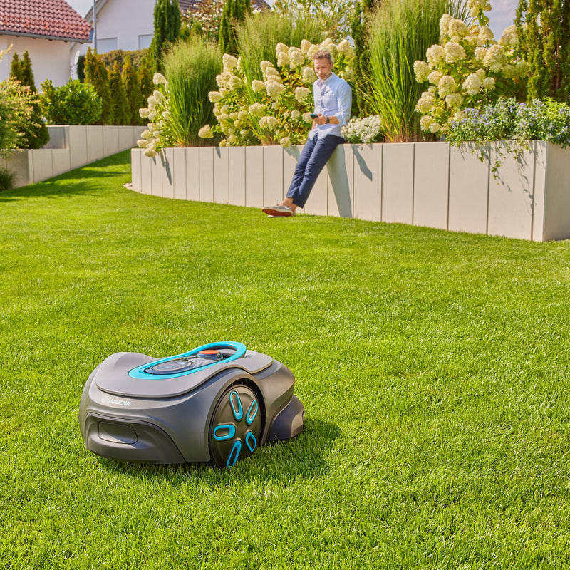 Load image into Gallery viewer, Gardena robotmaaier sileno max 1200 m² (zwart, laadstation inbegrepen)
