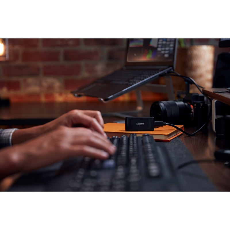Load image into Gallery viewer, Kingston xs1000 portable 1 tb externe ssd (zwart, sxs1000 1000g, usb-a 3.2 (10 gbit s))
