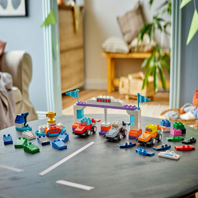 Load image into Gallery viewer, Lego duplo town 10445 f1 team racewagens en coureurs
