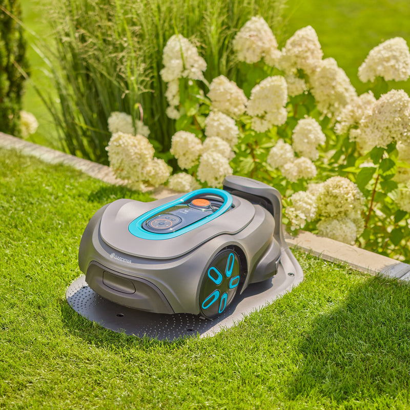 Load image into Gallery viewer, Gardena robotmaaier sileno max 1200 m² (zwart, laadstation inbegrepen)
