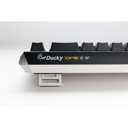 Ducky one 3 classic sf, toetsenbord (zwart wit, us lay-out, cherry mx brown, rgb led, double-shot pbt, hot-swappable, quack mechanics, 65%)