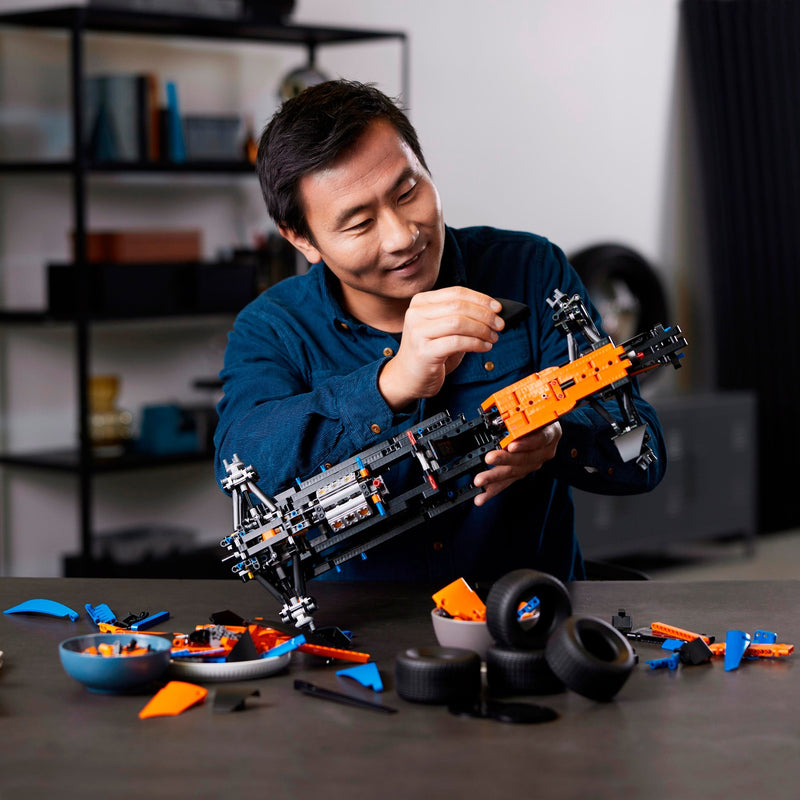 Load image into Gallery viewer, Lego technic - mclaren formule 1 racewagen constructiespeelgoed (42141)
