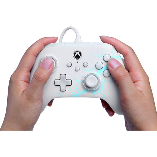 Powera advantage controller met kabel voor de xbox series x|s - poolijs (wit blauw, xbox series x|s, xbox one, pc)