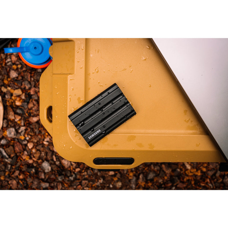 Load image into Gallery viewer, SAMSUNG Portable T7 Shield, 4 TB
