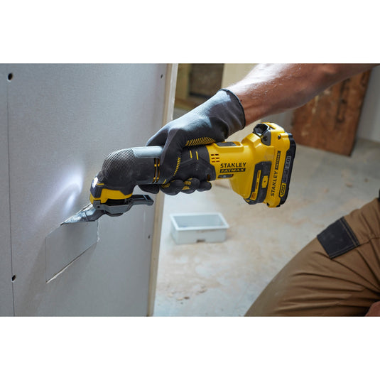 Stanley fatmax v20 18v multitool multifunctioneel gereedschap (geel zwart, koffer, 2 accu's (2.0ah) en oplader (2a) inbegrepen)
