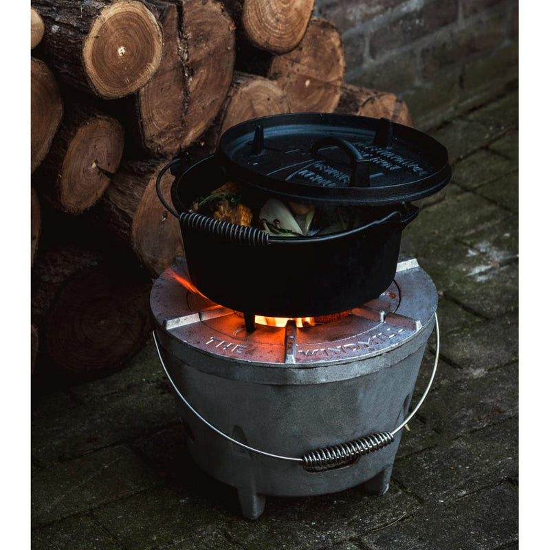 Afbeelding laden in galerijviewer, The windmill dutch oven 4,5 qt kookpan (zwart, ø 25.5 cm | 3.8 liter)
