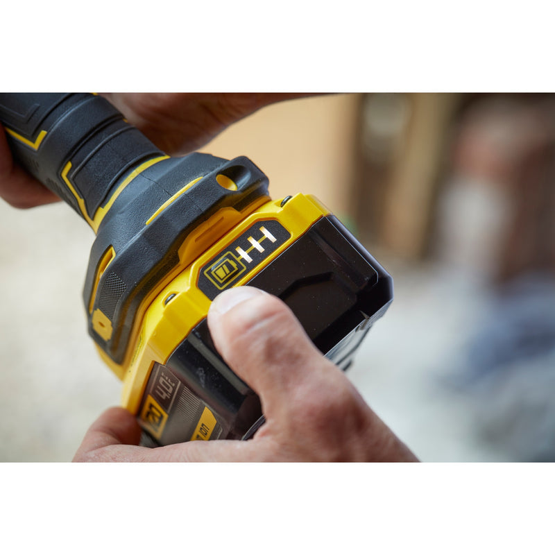Load image into Gallery viewer, Stanley fatmax v20 18v haakse slijper (geel zwart, koffer, 2 accu's (4.0ah) en oplader (4a) inbegrepen)
