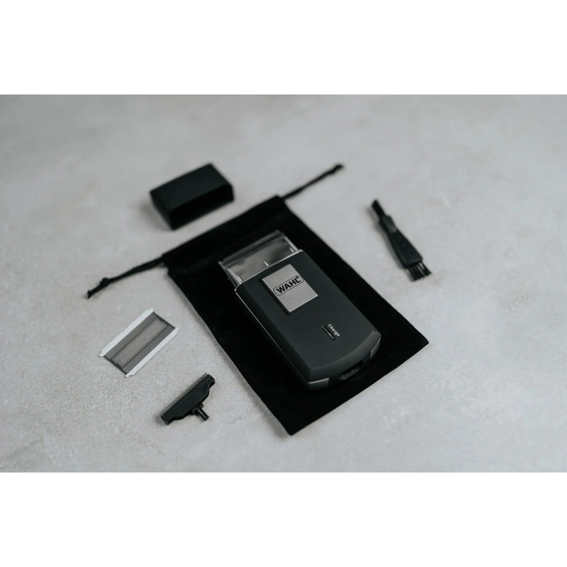 Load image into Gallery viewer, Wahl home products reis set scheerapparaat (zwart wit, 8-delig)
