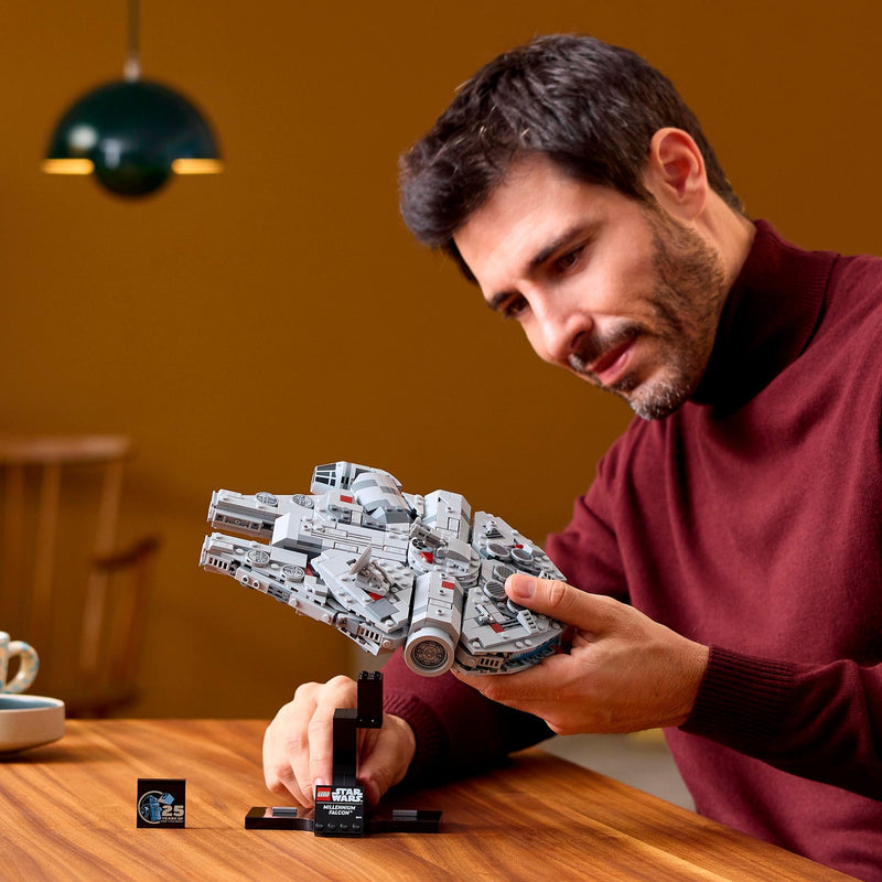 Load image into Gallery viewer, Lego star wars 75375 millenium falcon
