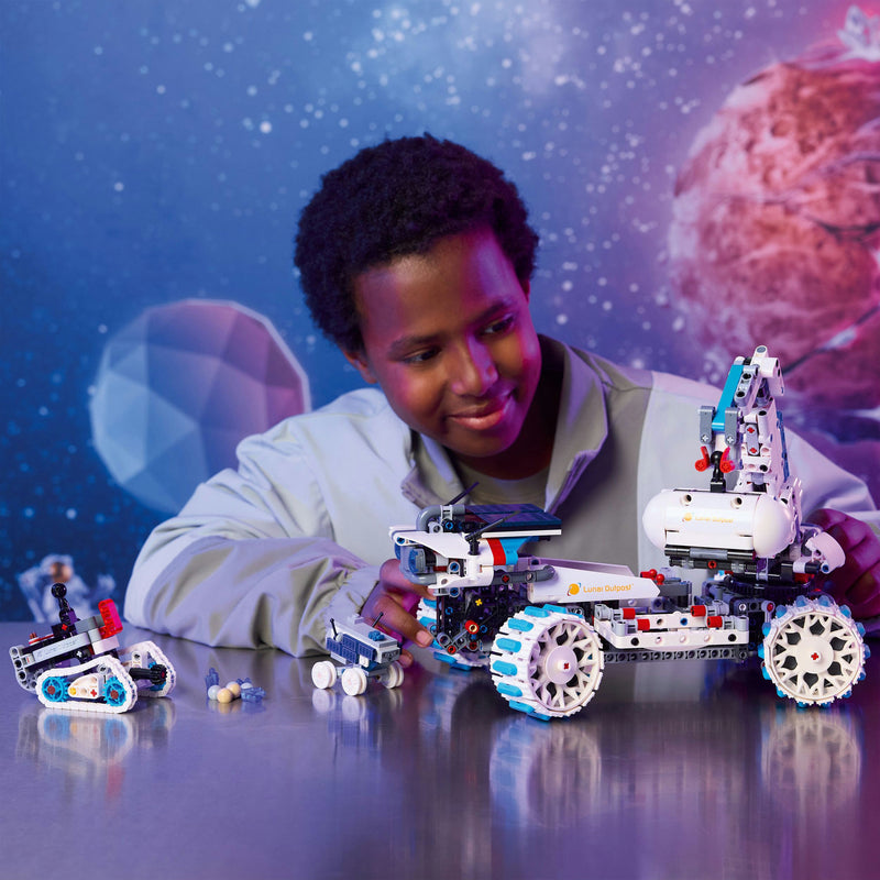 Load image into Gallery viewer, Lego technic 42211 lunar outpost maanrover ruimtevoertuig
