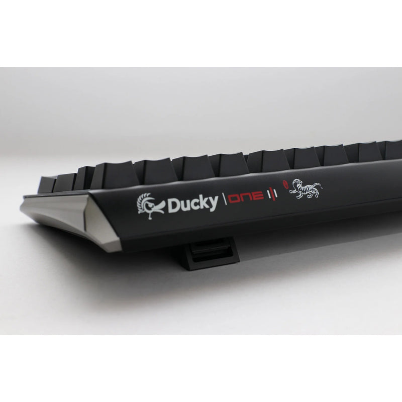 Load image into Gallery viewer, Ducky one 3 carbon black mechanisch toetsenbord (carbon, us lay-out (qwerty), cherry mx brown, 100%, pbt double shot, hot swap)
