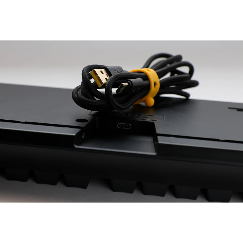 Load image into Gallery viewer, Ducky one 3 carbon black mechanisch toetsenbord (carbon, us lay-out (qwerty), cherry mx brown, 100%, pbt double shot, hot swap)
