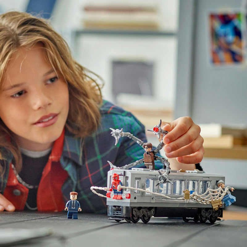 Load image into Gallery viewer, Lego super heroes marvel 76321 spider-man vs doc ock metroscene

