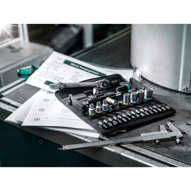 Load image into Gallery viewer, Wera 8100 sa 10 zyklop metal-ratelset doorsteekvierkant, 1 4 -aandrijving, inch , 28 -delig - 1 stuk(s) - 05004020001
