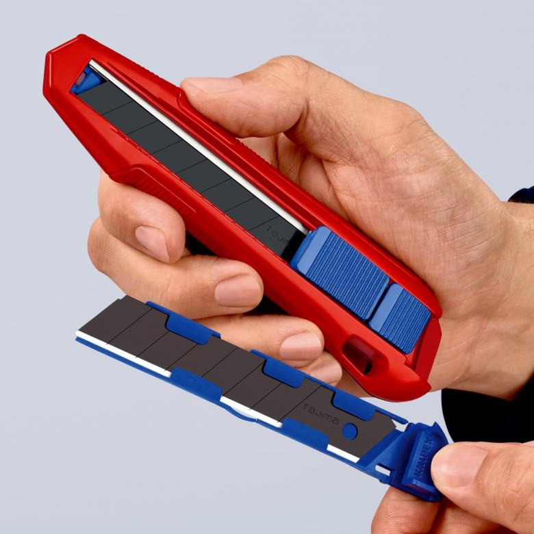 Load image into Gallery viewer, Knipex cutix universele mes stanleymes (rood blauw, incl. 2 mesbladen)
