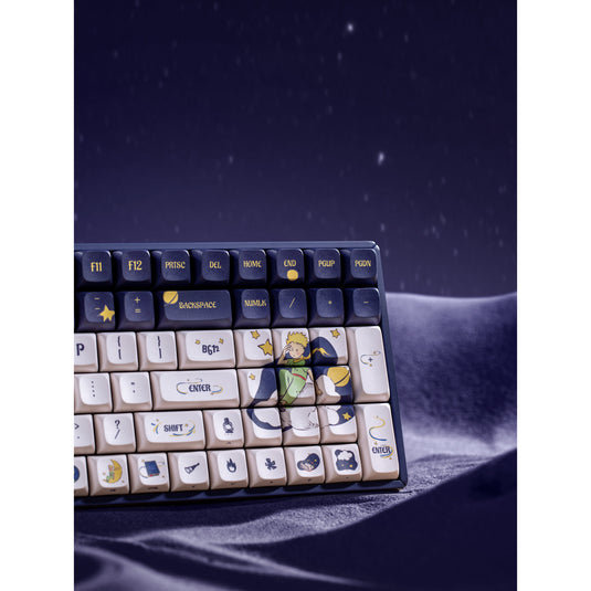 Iqunix f97 starry tryst rgb mechanisch gaming toetsenbord (donkerblauw, us lay-out (qwerty), iqunix silent rose, 96%, rgb leds, hot-swappable, pbt, 2.4ghz | bluetooth 5.1 | usb-c)