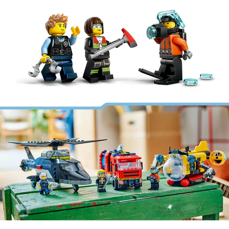 Load image into Gallery viewer, Lego city - helikopter, brandweerauto en onderzeeër remix constructiespeelgoed (60462 | set van 3 modulaire voertuigen)

