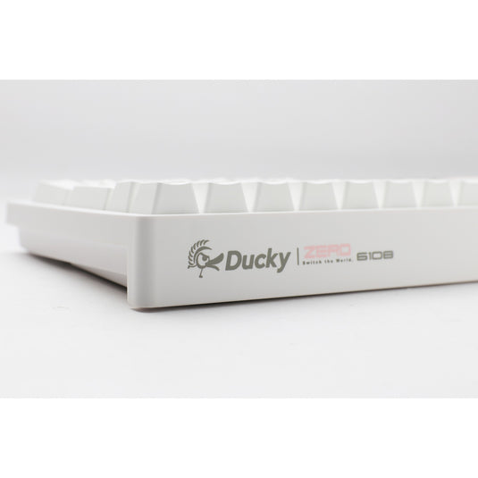 Ducky zero 6108 pure white, gaming toetsenbord (wit, us lay-out, cherry mx2a red, rgb leds, double-shot pbt, hot swap, 2.4ghz | bluetooth | usb-c)