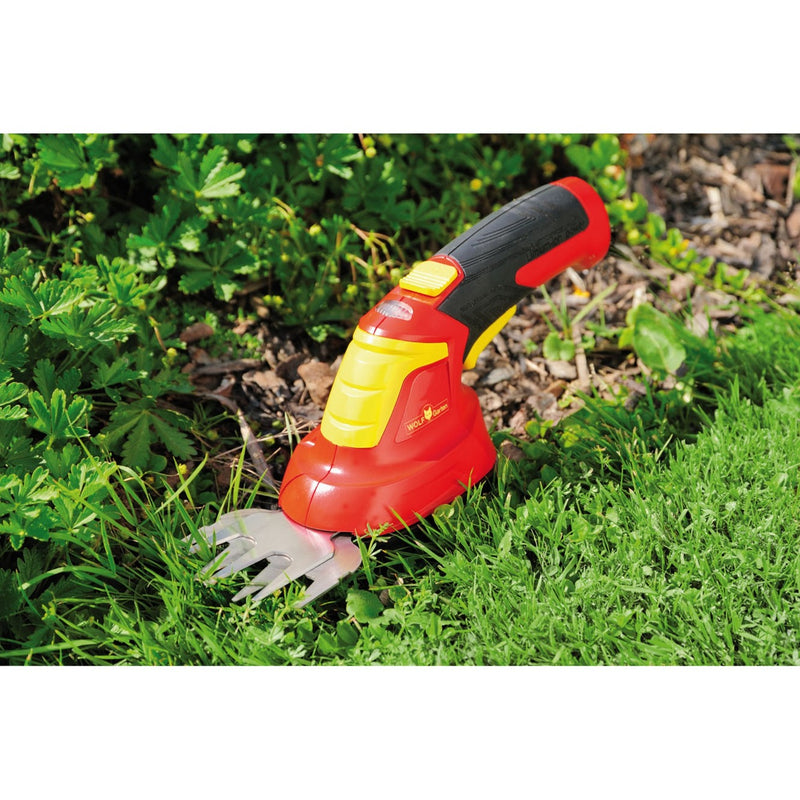 Load image into Gallery viewer, Wolf-garten li-ion power finesse 30r grasschaar (rood geel, accu inbegrepen)
