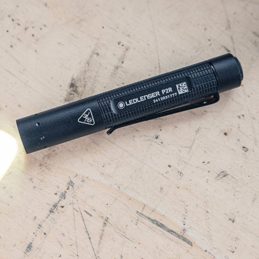 Ledlenser p2r zaklamp (zwart, 200 lm, 6000-7500k)