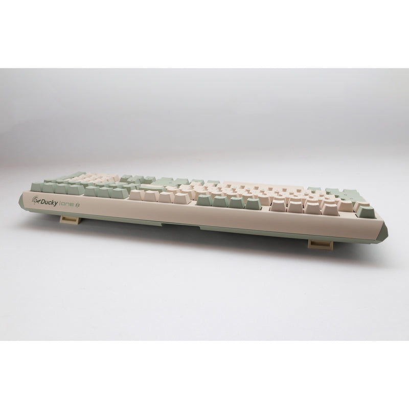 Load image into Gallery viewer, Ducky one 3 matcha, toetsenbord (crème groen, us lay-out, cherry mx brown, pbt double shot, hot swap)
