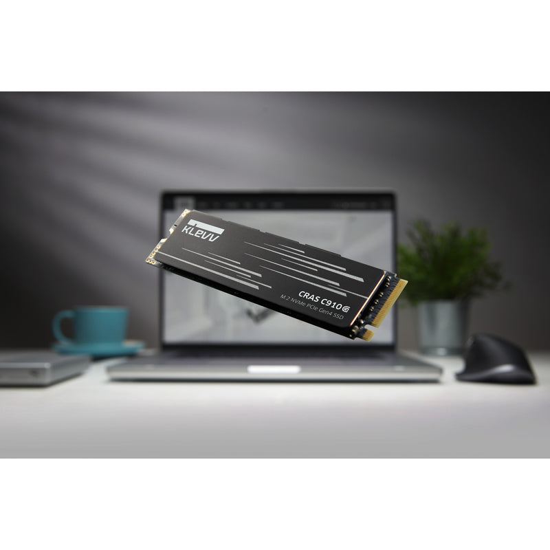 Load image into Gallery viewer, Klevv cras c910g 4 tb ssd (zwart, k04tbm2sp0-10g, pcie gen 4.0 x4, nvme 2.0)

