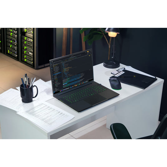 Razer blade 18 (2026) 18 gaming laptop (zwart | core ultra 9 290hx plus | rtx 5090 | 64 gb | 2 tb ssd)