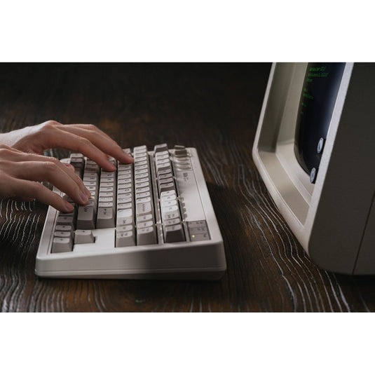 8bitdo retro mechanical keyboard m edition (grijs, us lay-out (qwerty), kailh box white, 80% (tkl), bluetooth low energy, wireless 2.4g, usb)