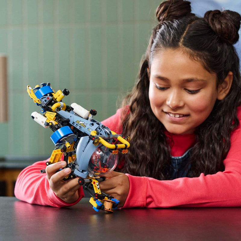 Load image into Gallery viewer, Lego technic 42201 onderzeeer voor diepzeeonderzoek
