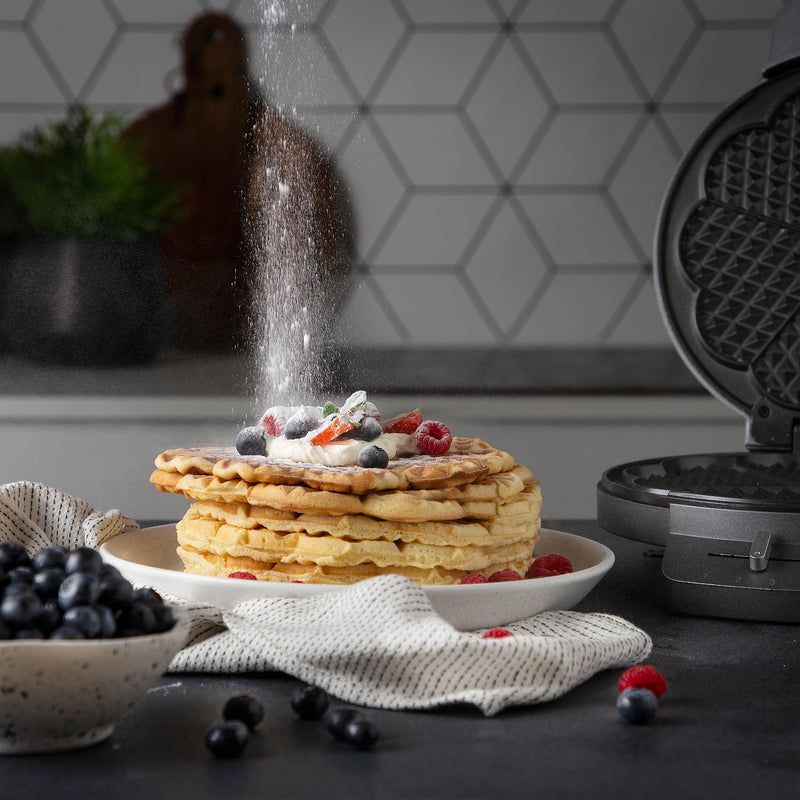 Load image into Gallery viewer, Princess 132380 wafelmaker deluxe wafelijzer (grijs)
