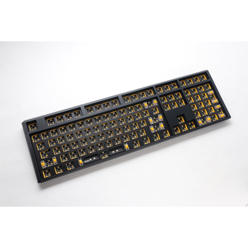 Load image into Gallery viewer, Ducky one 3 ansi layout barebone, toetsenbord (zwart zwart, us lay-out, rgb leds, hot swap, barebone)
