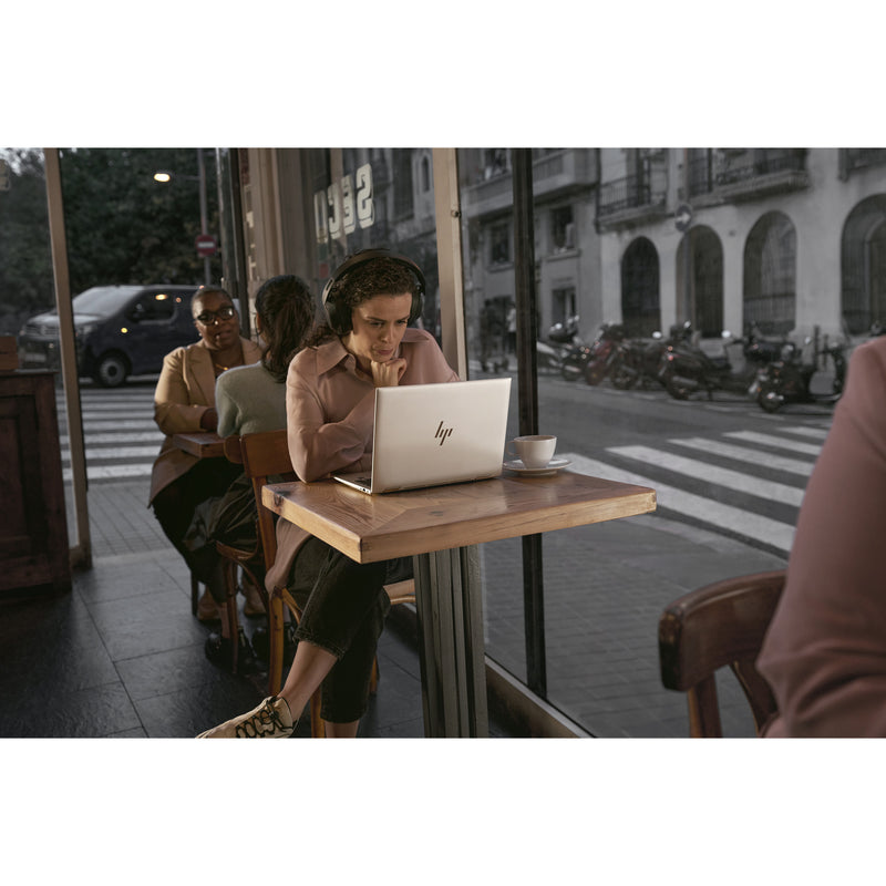 Load image into Gallery viewer, Hp elitebook 6 g1a ai (ad3r1et) 14 laptop (zilver | ryzen 7 250 | radeon 780m | 16 gb | 512 gb ssd)
