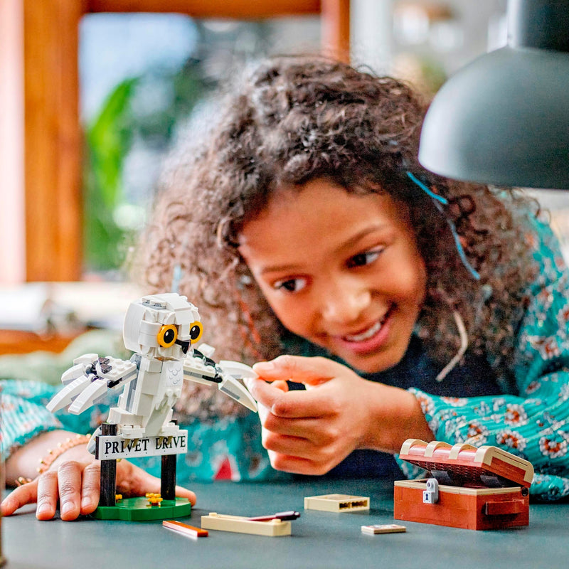 Load image into Gallery viewer, Lego harry potter hedwig™ bij ligusterlaan 4 - 76425
