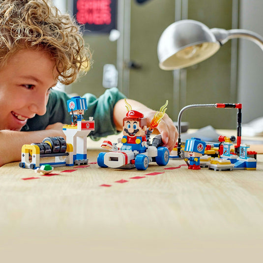 Lego super mario™: mario kart™ – toads garage cadeau 72035