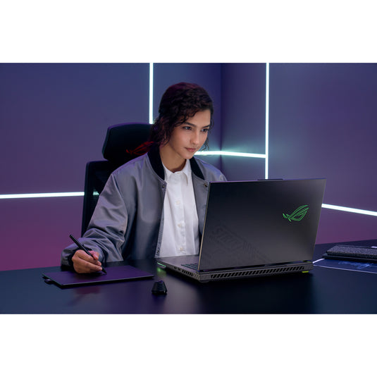 Asus rog strix g18 g814pp-s8075w 18 gaming laptop (grijs | r9 8940hx | rtx 5070 | 32 gb | 1 tb ssd)