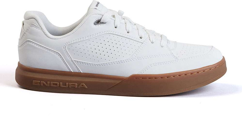 Load image into Gallery viewer, Endura hummvee flat pedal - mtb shoes
