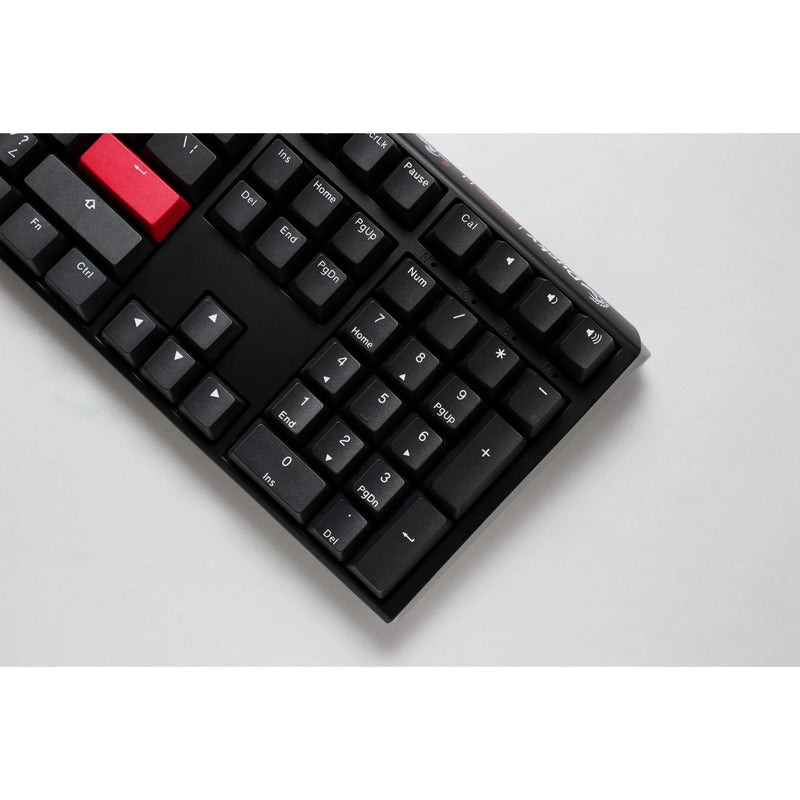 Load image into Gallery viewer, Ducky one 3 carbon black mechanisch toetsenbord (carbon, us lay-out (qwerty), cherry mx brown, 100%, pbt double shot, hot swap)
