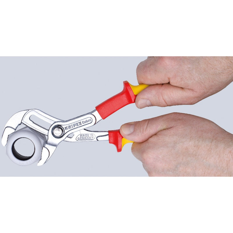 Load image into Gallery viewer, Knipex cobra vde hightech-waterpomptang 87 26 250 zweedse- waterpomp-tang (rood geel, getande grijpvlakken, doorgestoken scharnier )
