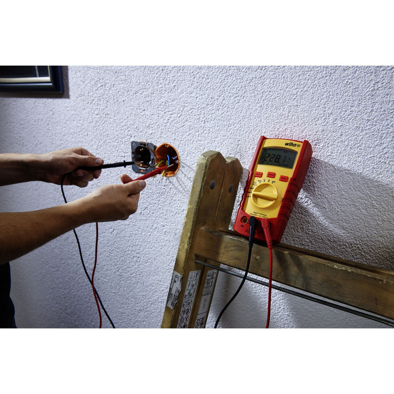 Load image into Gallery viewer, Wiha digitale multimeter tot 600 v ac, cat iv meetapparaat (rood geel)
