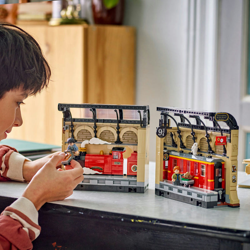 Load image into Gallery viewer, Lego harry potter boekensteun: de zweinstein express bouwpakket - 76450
